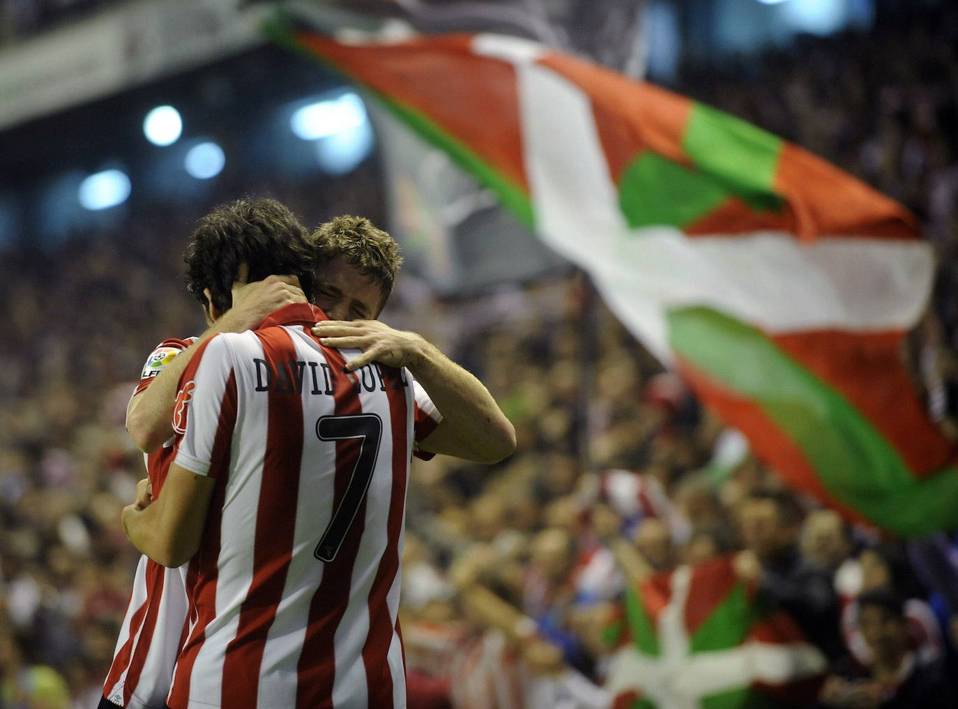 Desconsolado tras perder un partido en 2011.