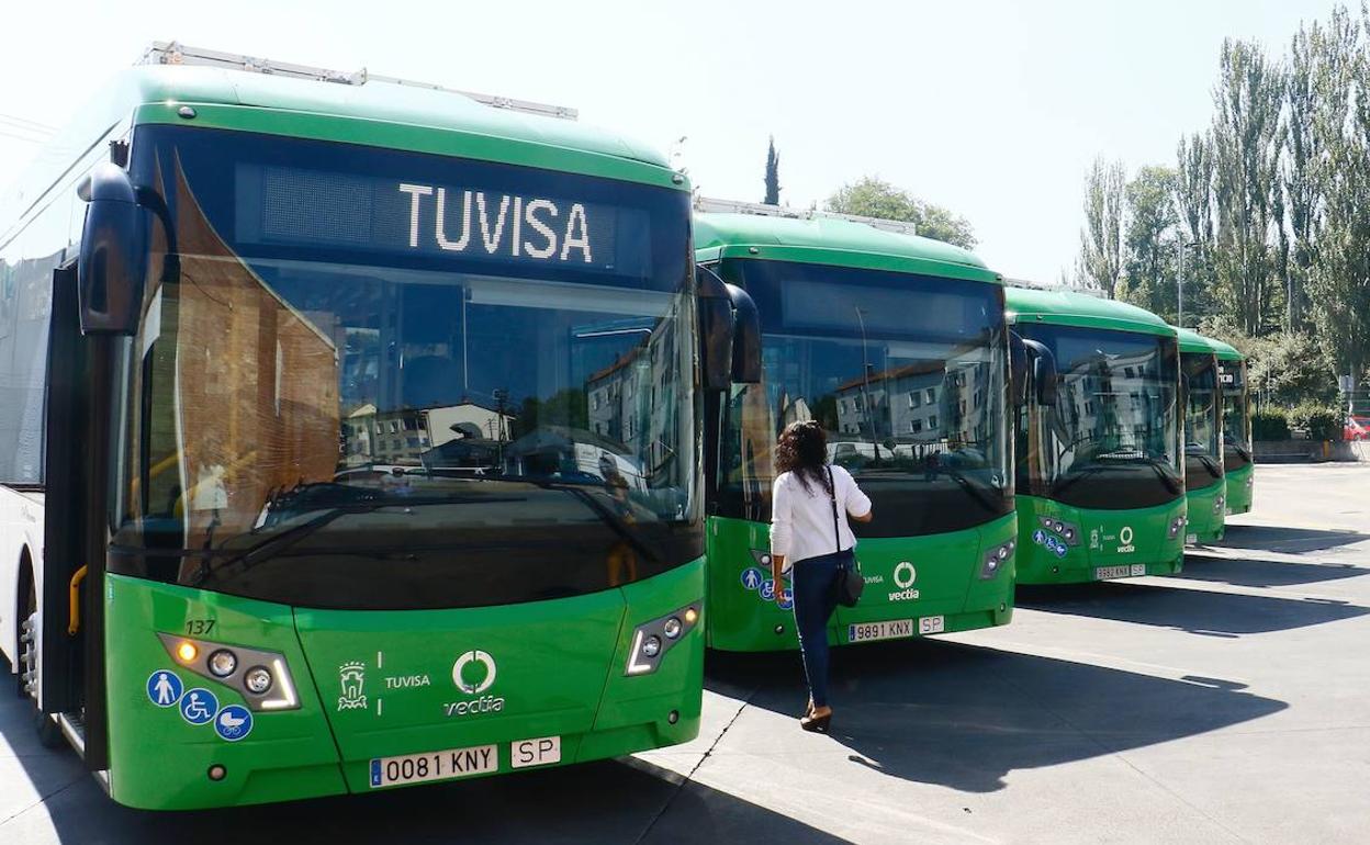 Autobuses de Tuvisa en Vitoria. 