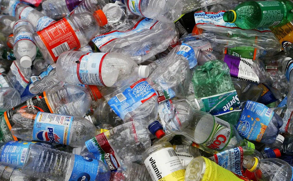 El aeropuerto de San Francisco prohibirá botellas de plástico de un solo uso desde el 20 de agosto