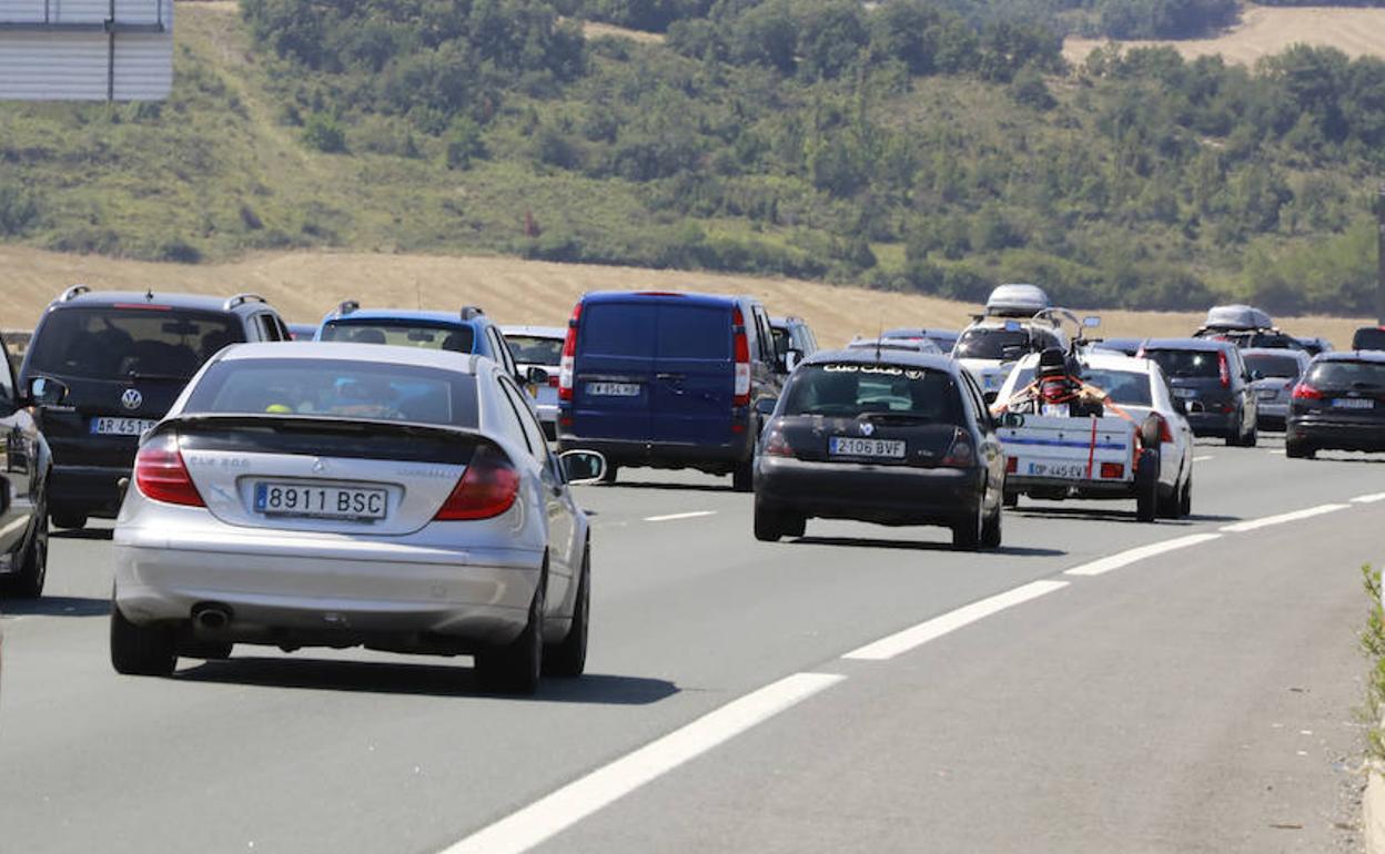 Finalizan las retenciones kilométricas en el nudo de Armiñón