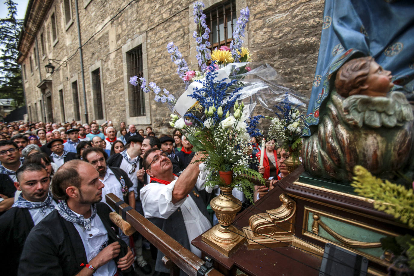 Fotos: Multitudinario Rosario de la Aurora