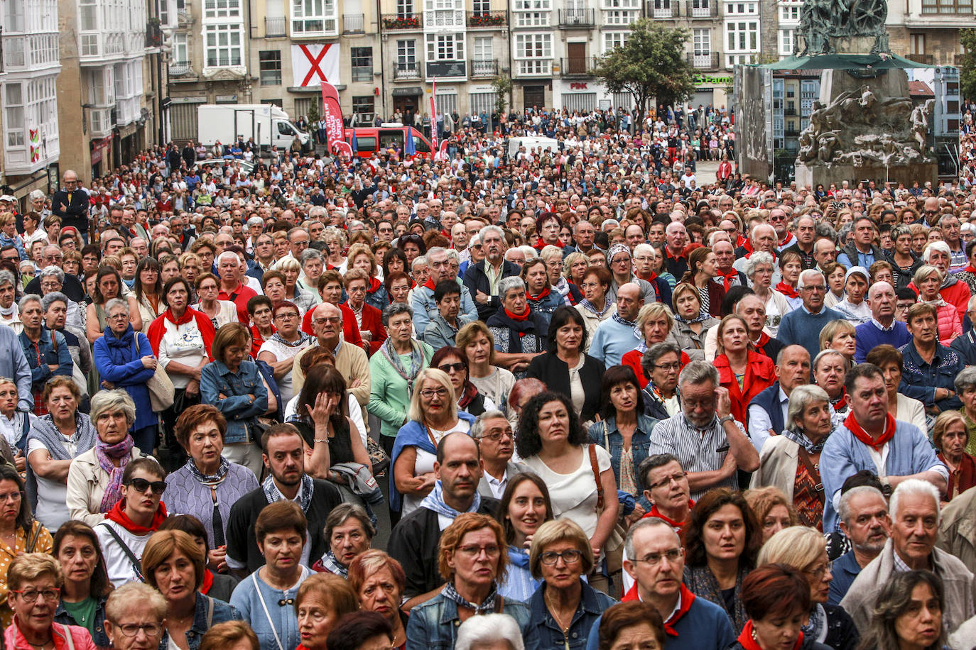 Fotos: Multitudinario Rosario de la Aurora