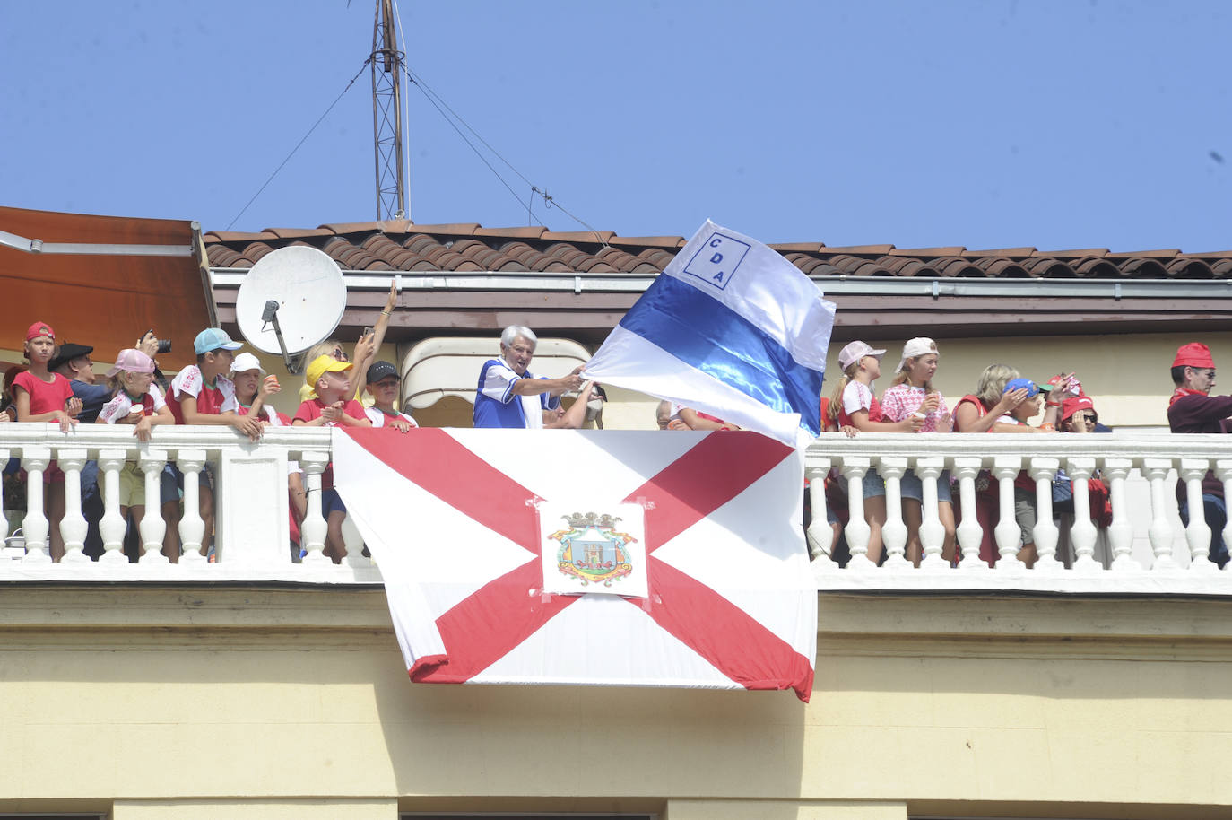 Fotos: Búscate en la baja de Edurne y Celedón txiki de La Blanca 2019