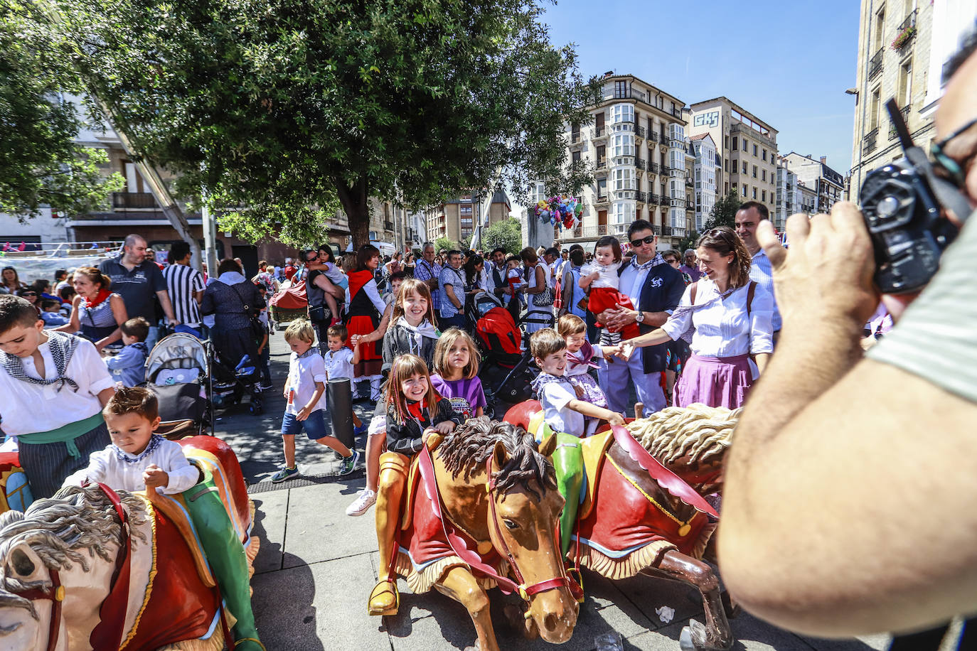 Fotos: Búscate en la baja de Edurne y Celedón txiki de La Blanca 2019