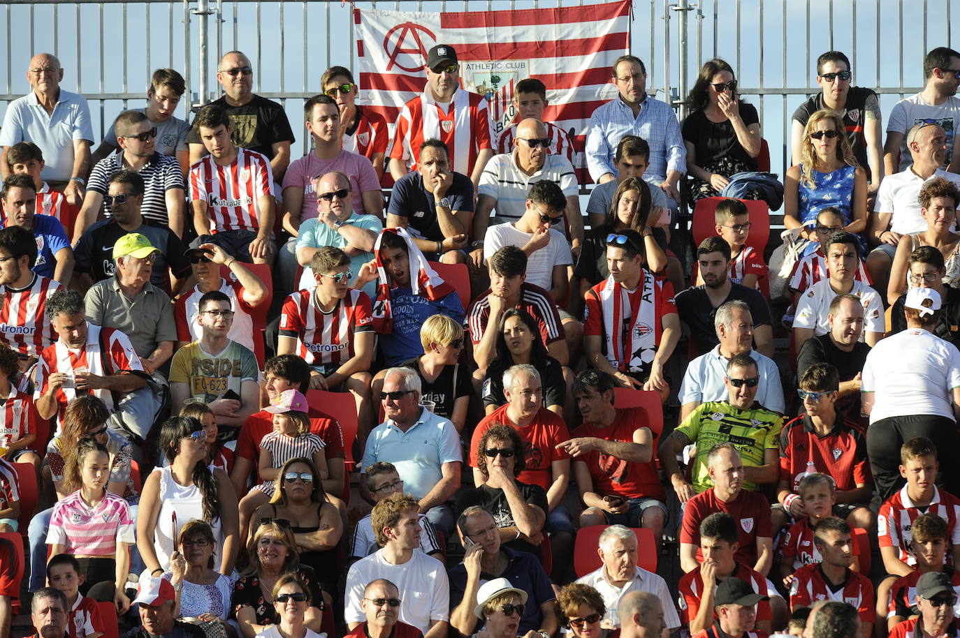 Fotos: Mirandés-Athletic, en imágenes