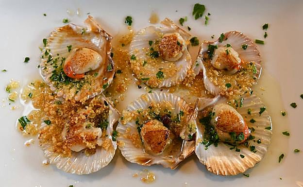 Ración de zamburiñas.