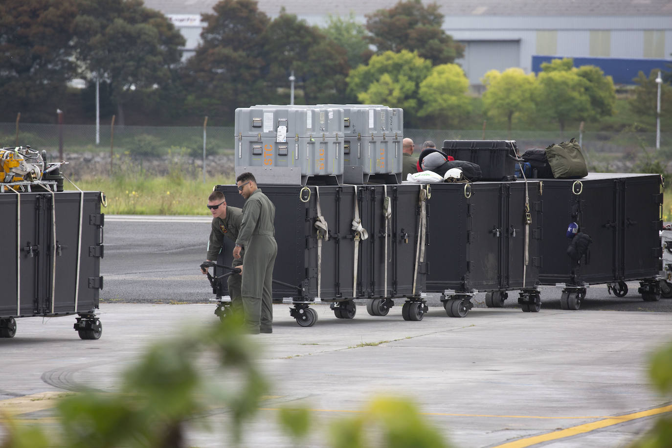 Fotos: Un avión del Ejército de Estados Unidos en Hondarribia