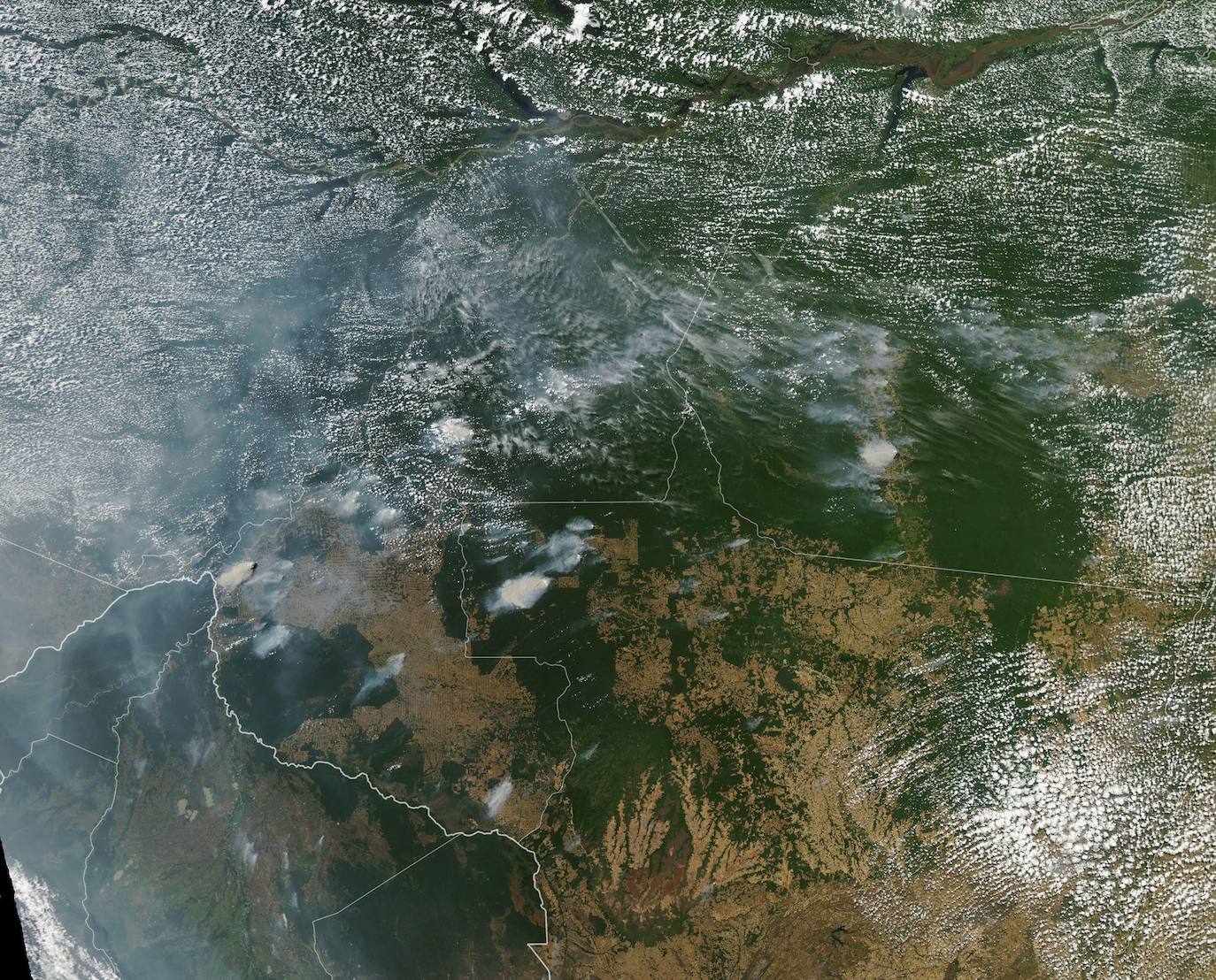 Imagen del incendio en la Amazonia captado por la Nasa.