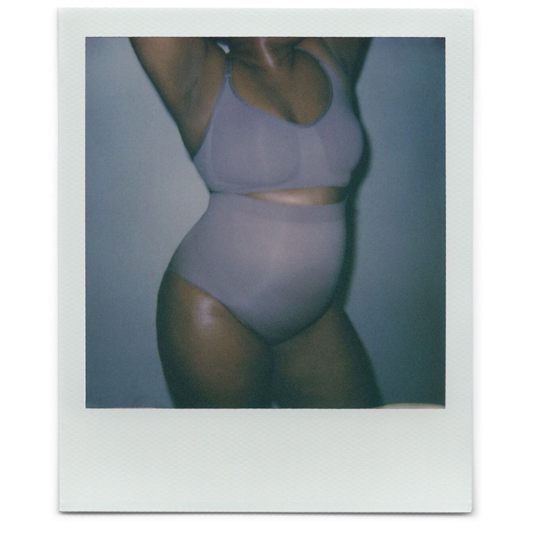 La empresaria ayudó a poner en libertad a una mujer que estuvo 21 años en la cárcel. Ahora, se convierte en la imagen de SKIMS, su nuevo proyecto de ropa interior