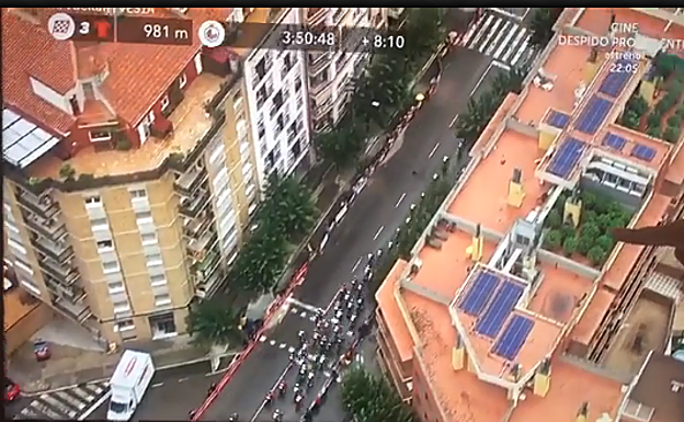 El helicóptero de la Vuelta descubre una plantación de marihuana