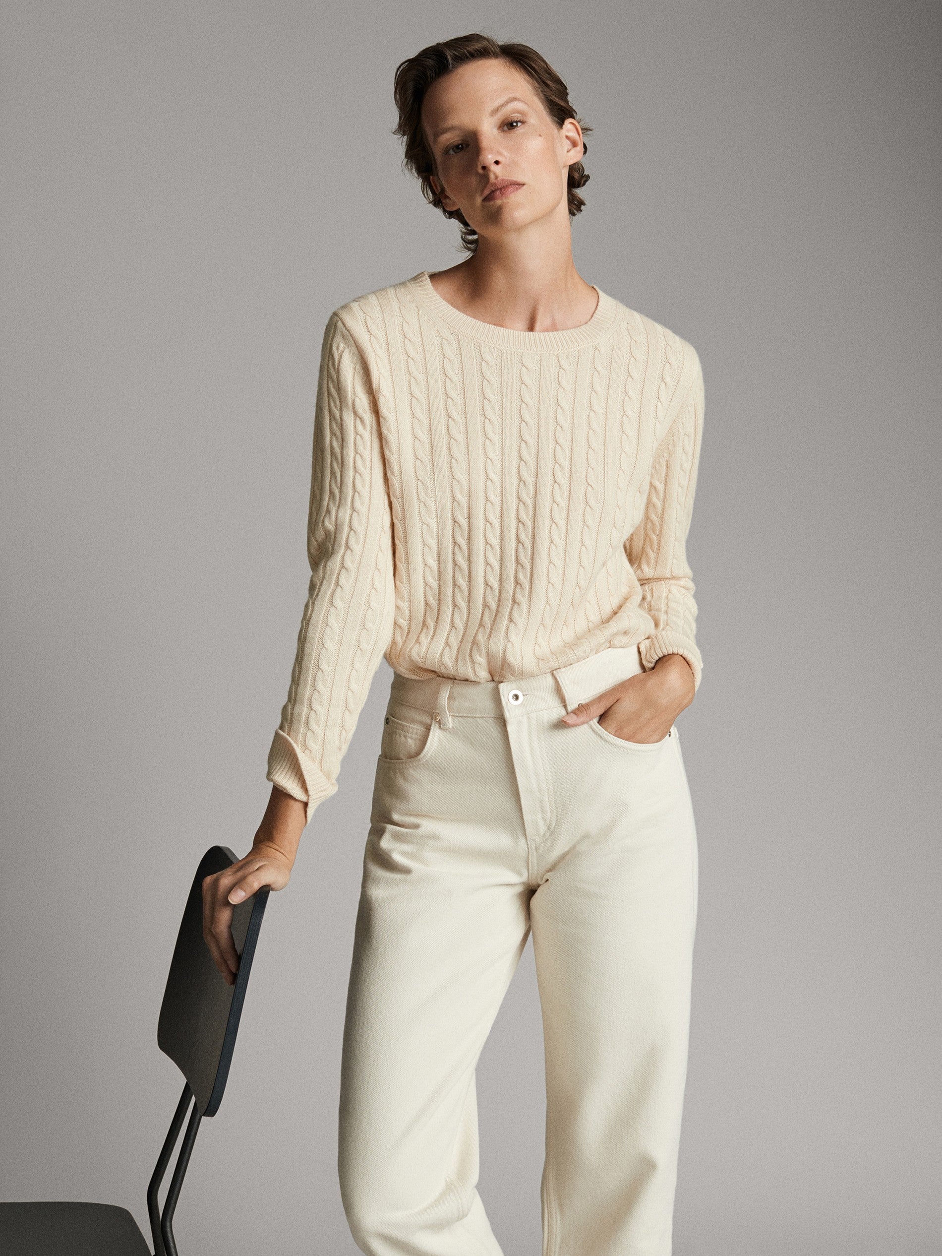 Jersey de lana de ochos, de Massimo Dutti (59,95 euros).