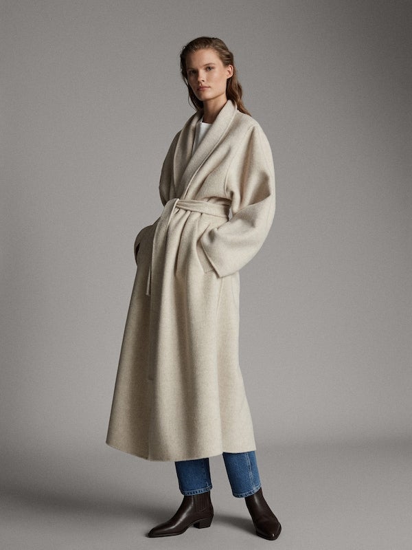 Abrigo 'handmade' melange de lana, de Massimo Dutti (299 euros).