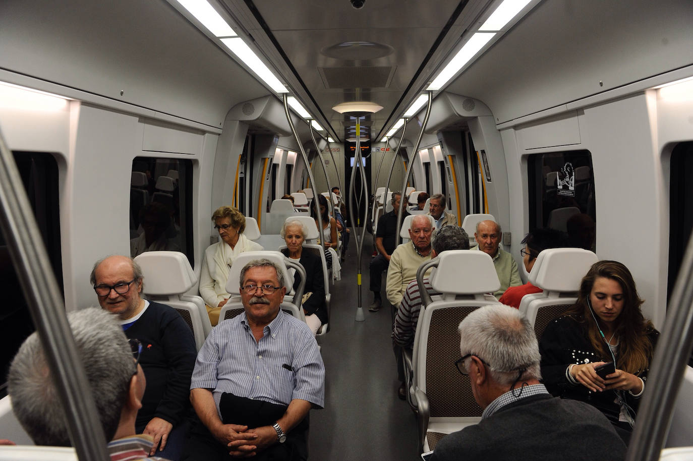 Fotos: El último tren en la estación de Atxuri