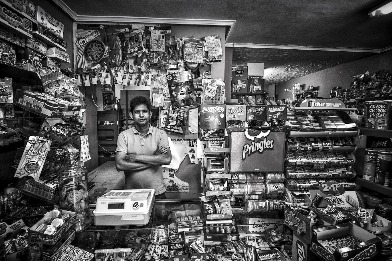 Uno de los rincones más concurridos de los niños del barrio, en la calle Extremadura.