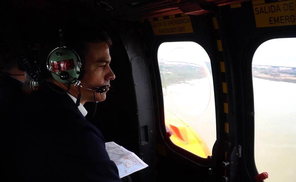 Sánchez sobrevoló el sábado las zonas afectadas por el temporal en el sur de la provincia de Alicante.