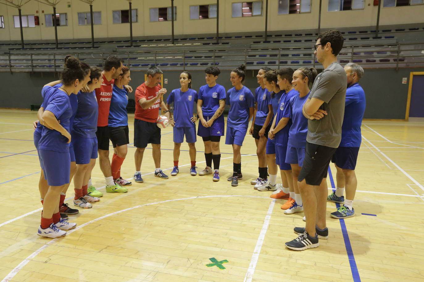 La plantilla del Bilbo durante el primer entrenamienor de la temporada. 