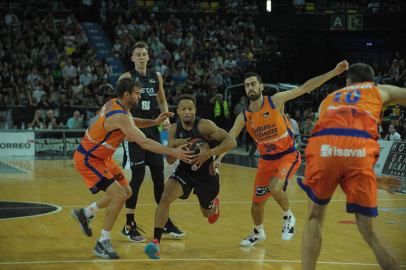 Fotos: El Bilbao Basket-Valencia, en imágenes