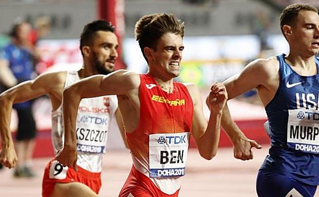 El español Adrián Ben, en la semifinal de 800m del Mundial de Atletismo, en Catar.
