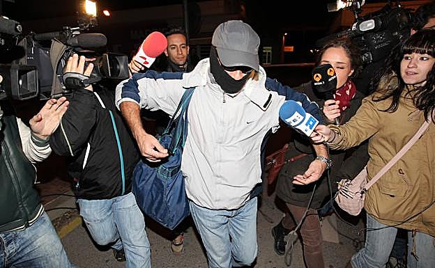El 'violador del ascensor' abandona la prisión de Alcalá Meco en noviembre de 2013. 