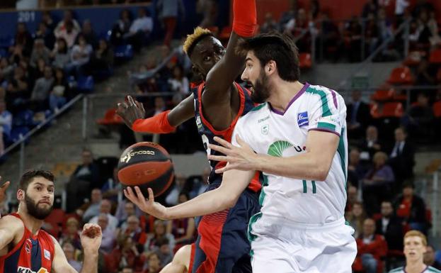 Diop en el duelo de la pasada temporada.