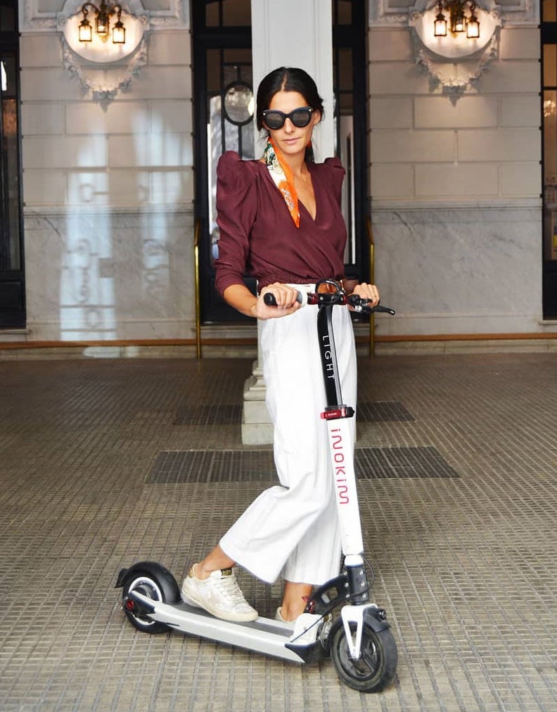 Inés Martín Alcalde, la firma que vistió a Nuria Roca en el enlace de Sergio Ramos y Pilar Rubio, comienza su gira por 12 ciudades españolas y hará parada en Vizcaya a partir del 16 de octubre