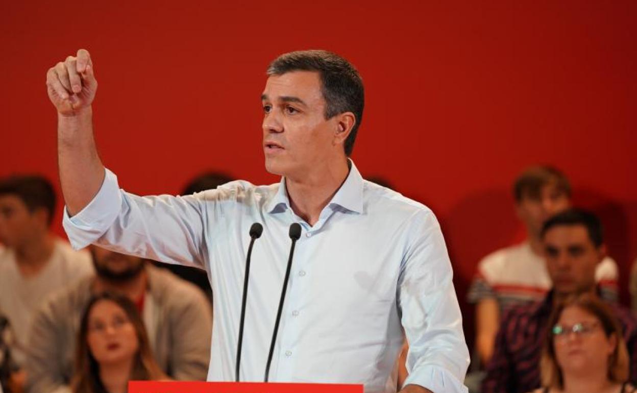 El PSOE abre la semana presentando su programa para el 10N y el PP su campaña