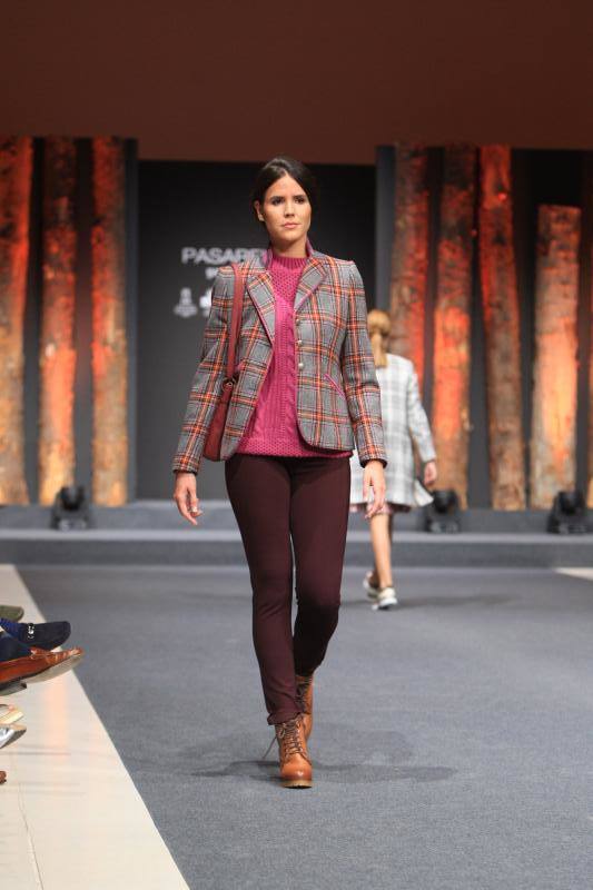 Fotos: El &#039;total black&#039; y el estilo militar dan la batalla esta temporada