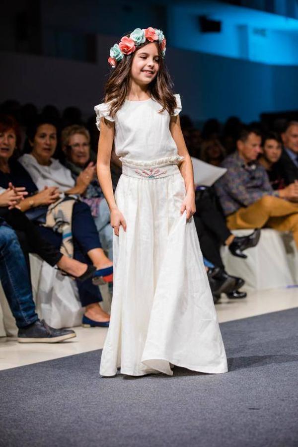 Las colecciones de La nieta de Inés, Rebeca Ruiz, Eder Aurre y la pareja formada por Miguel Gutiérrez y Cristina Lefter cerraron el Encuentro de Nuevos Creadores de Moda de la Pasarela Gasteiz On.