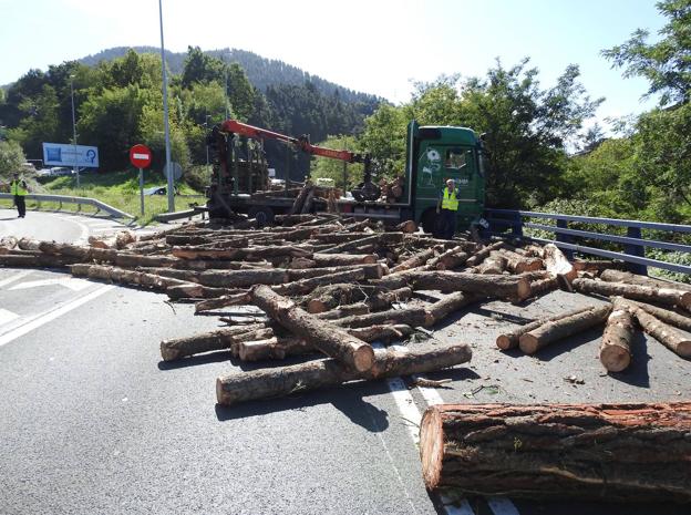 Estado en el que ha quedado la carretera.