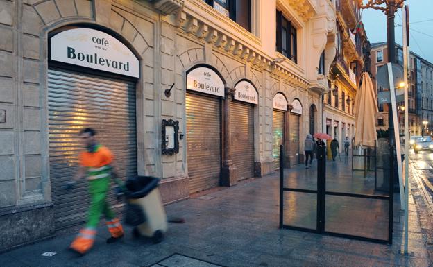 El grupo tocó el cielo con la gestión del café Boulevard. 