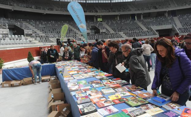 El mercado del trueque volverá a celebrarse en el Iradier Arena. 