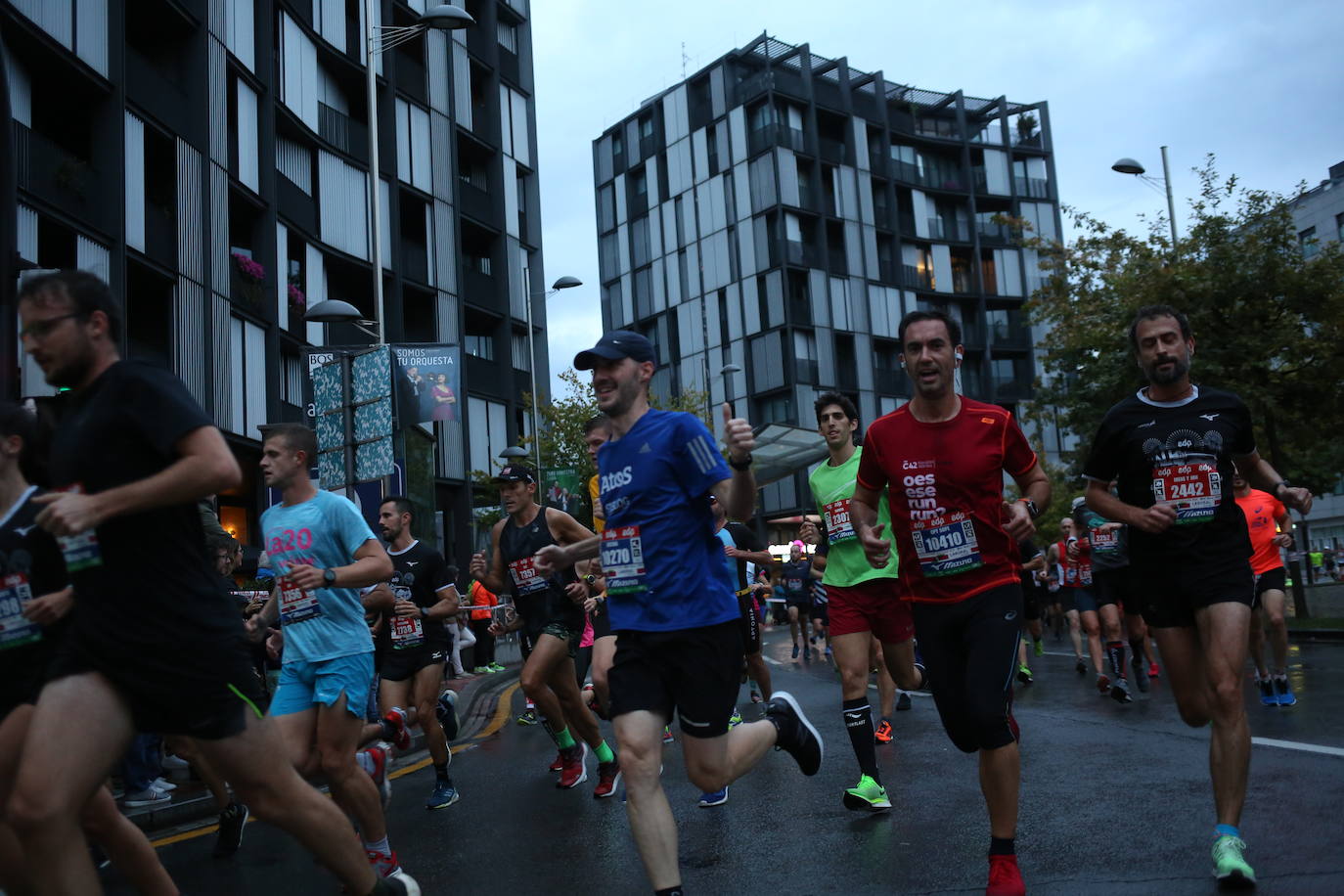 Fotos: Maratón nocturno en Bilbao