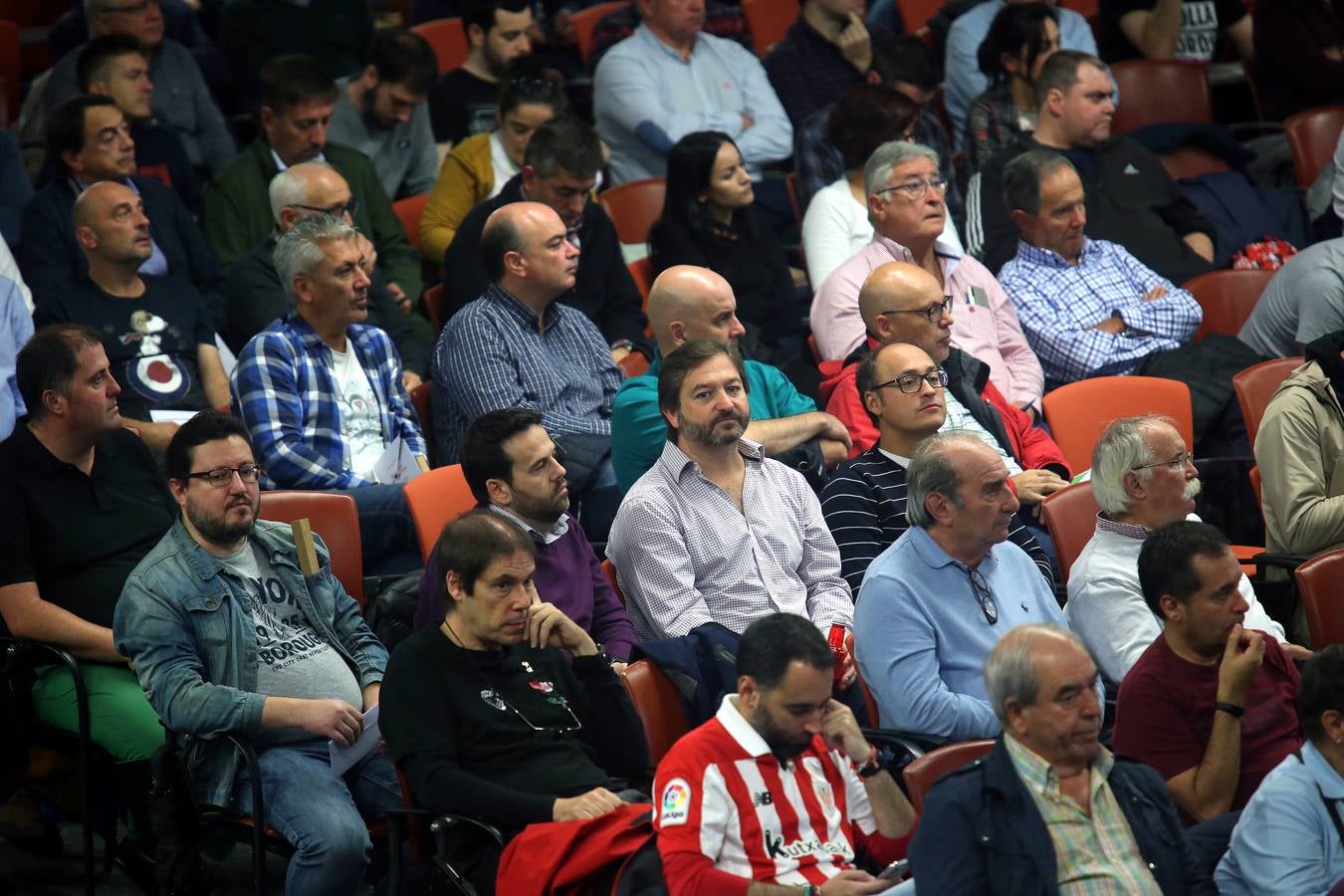 Fotos: Primera asamblea de socios compromisarios de Elizegi como presidente del Athletic