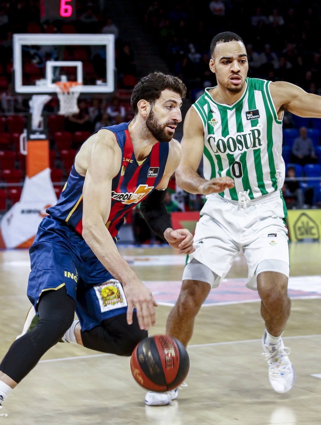 Fotos: El Baskonia - Betis, en imágenes