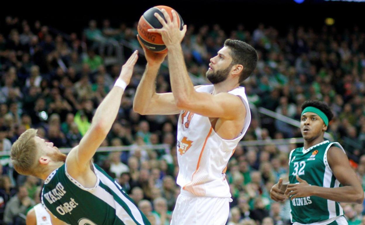 Garino es el jugador sacrificado por el Baskonia