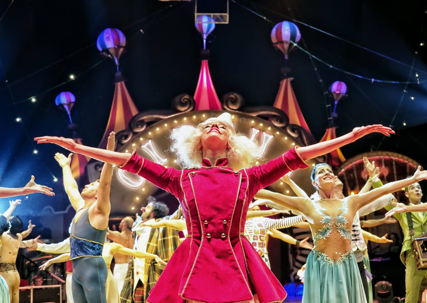 Fotos: &quot;Circlassica&quot; visita el Teatro Campos