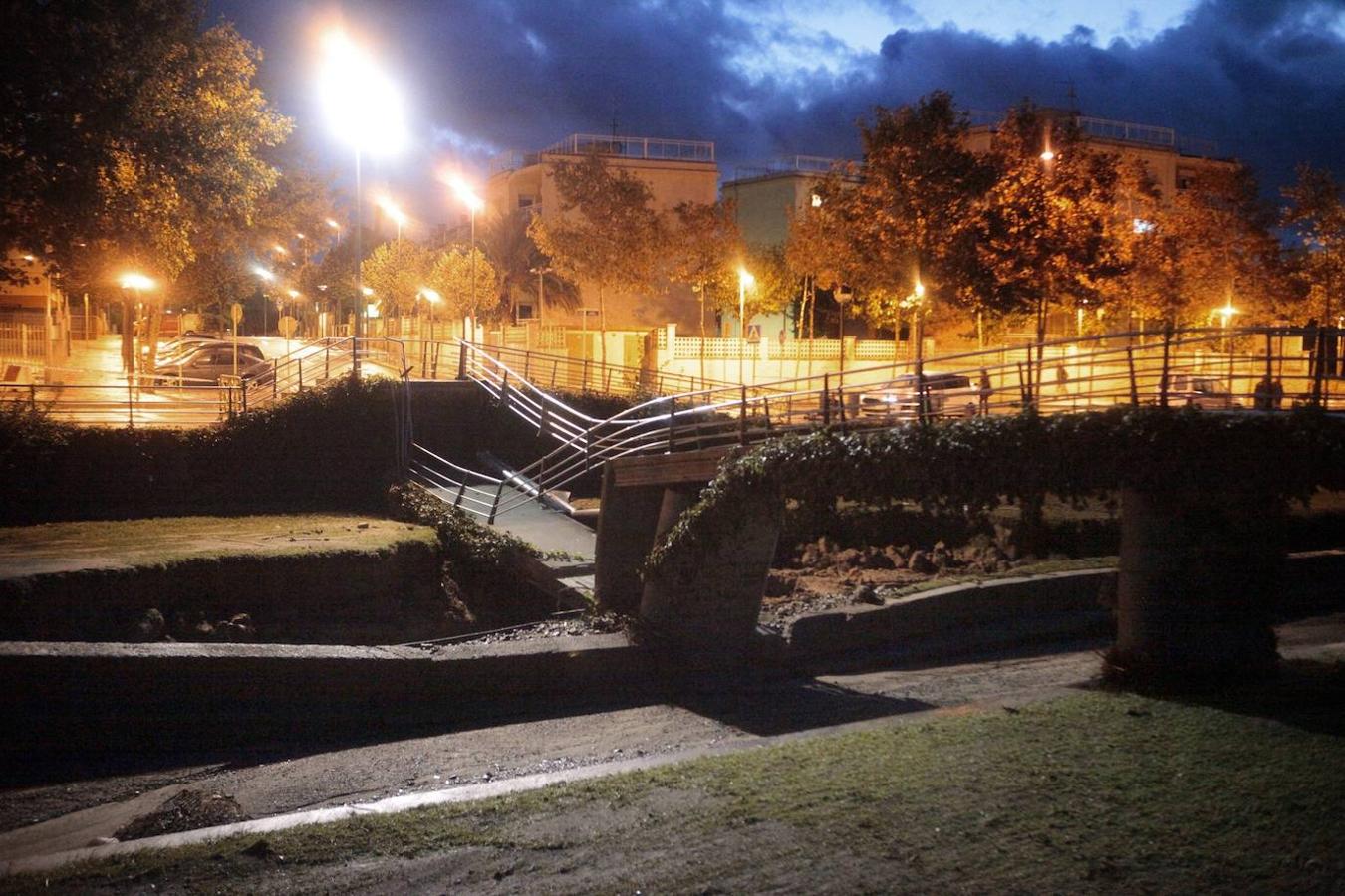 El puente de Cambrills derrumbado