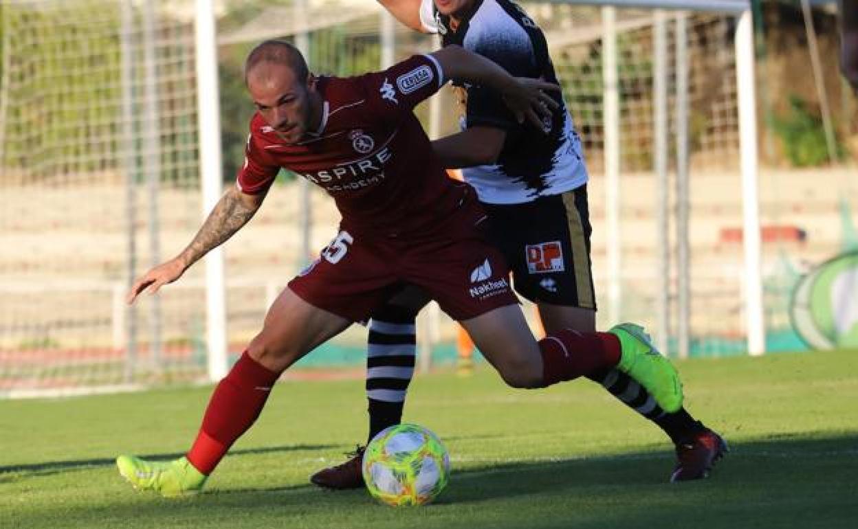 Sergio Benito en un encuentro de esta temporada frente a Unionistas 