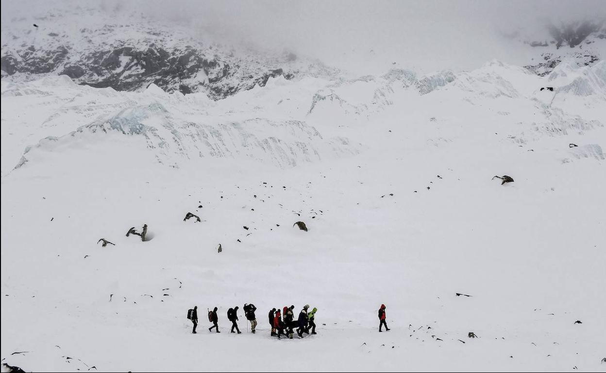 Imagen de archivo de una expedición en el Himalaya. 