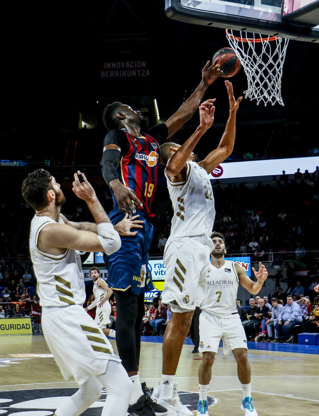 Fotos: Baskonia-Real Madrid, en imágenes