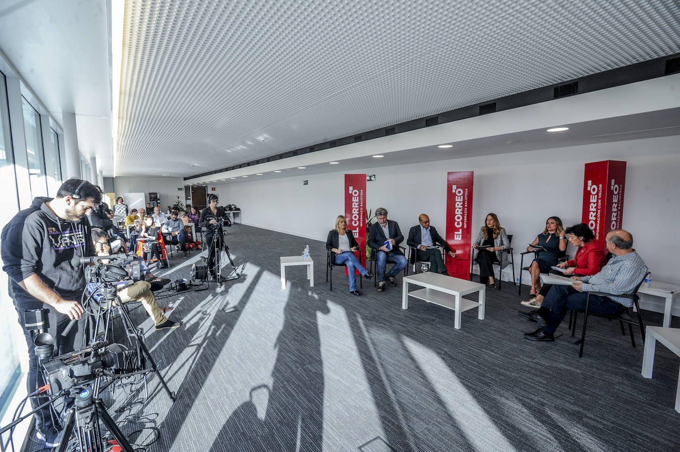 Fotos: Debate de los cabezas de lista por Álava en EL CORREO