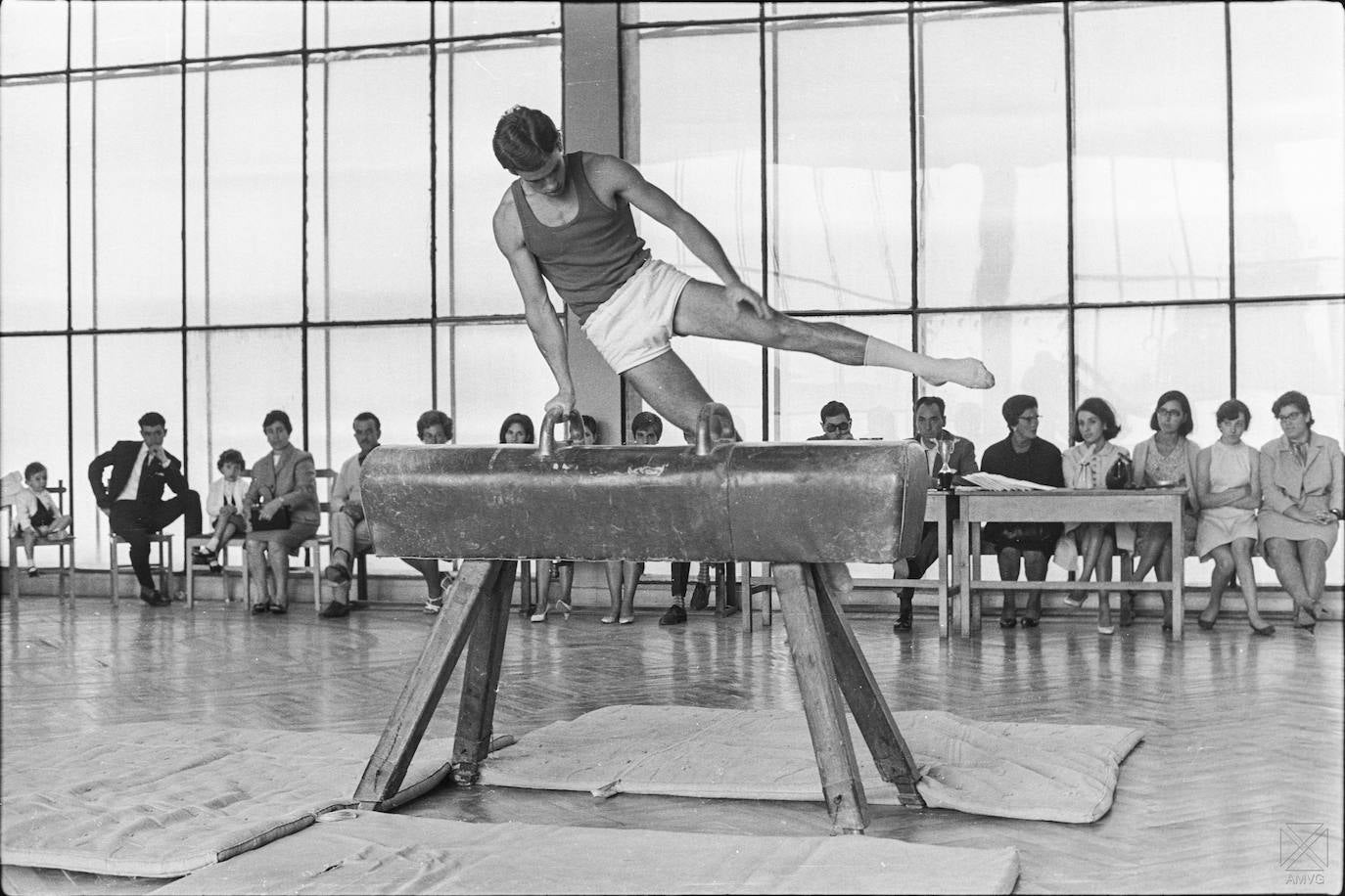 El pabellón de Landázuri presumió de ser la primera piscina cubierta del País Vasco. 