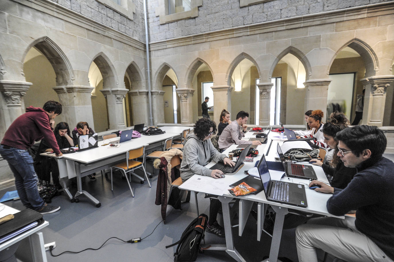 Fotos: La bendita profanación creativa de Betoño