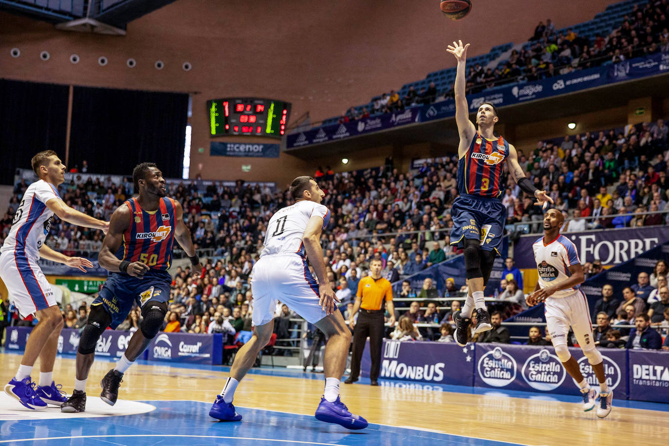 Fotos: Las mejores fotos del Monbus Obradoiro -Kirolbet Baskonia