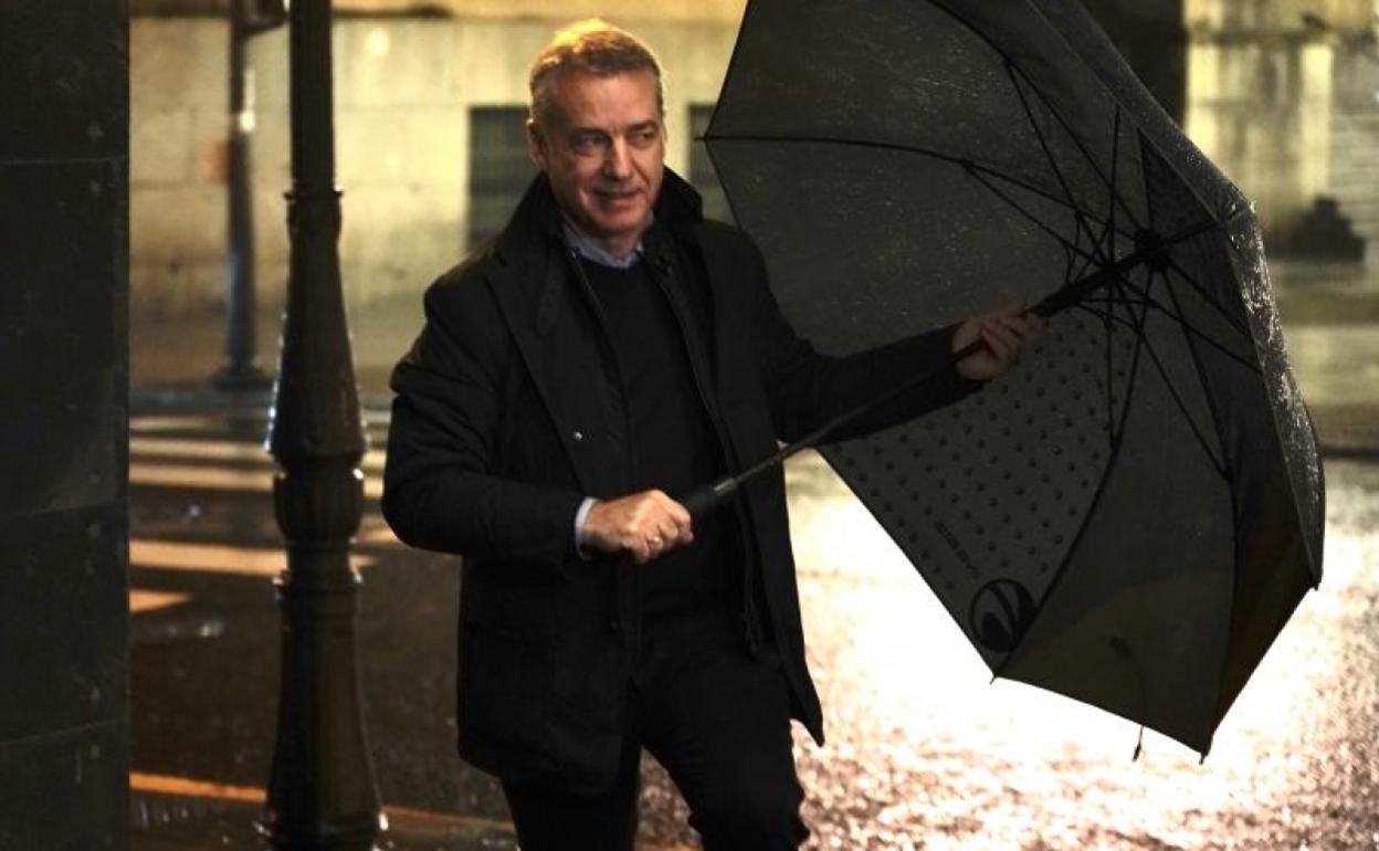 Urkullu advierte de que la situación es hoy «más grave» que en abril