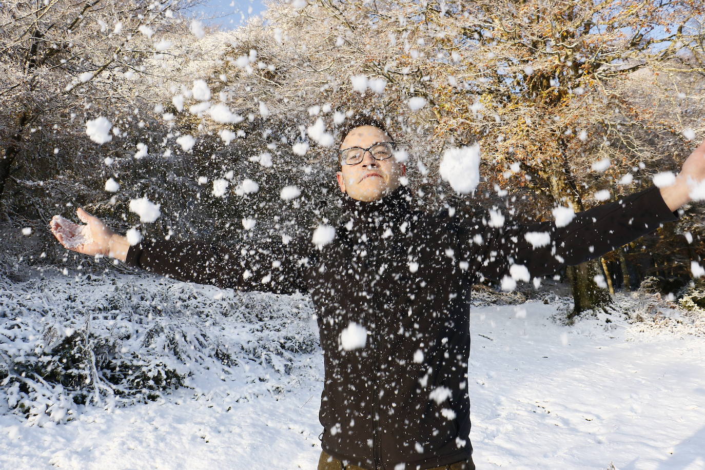 Disfrutando de la nieve en Herrera.