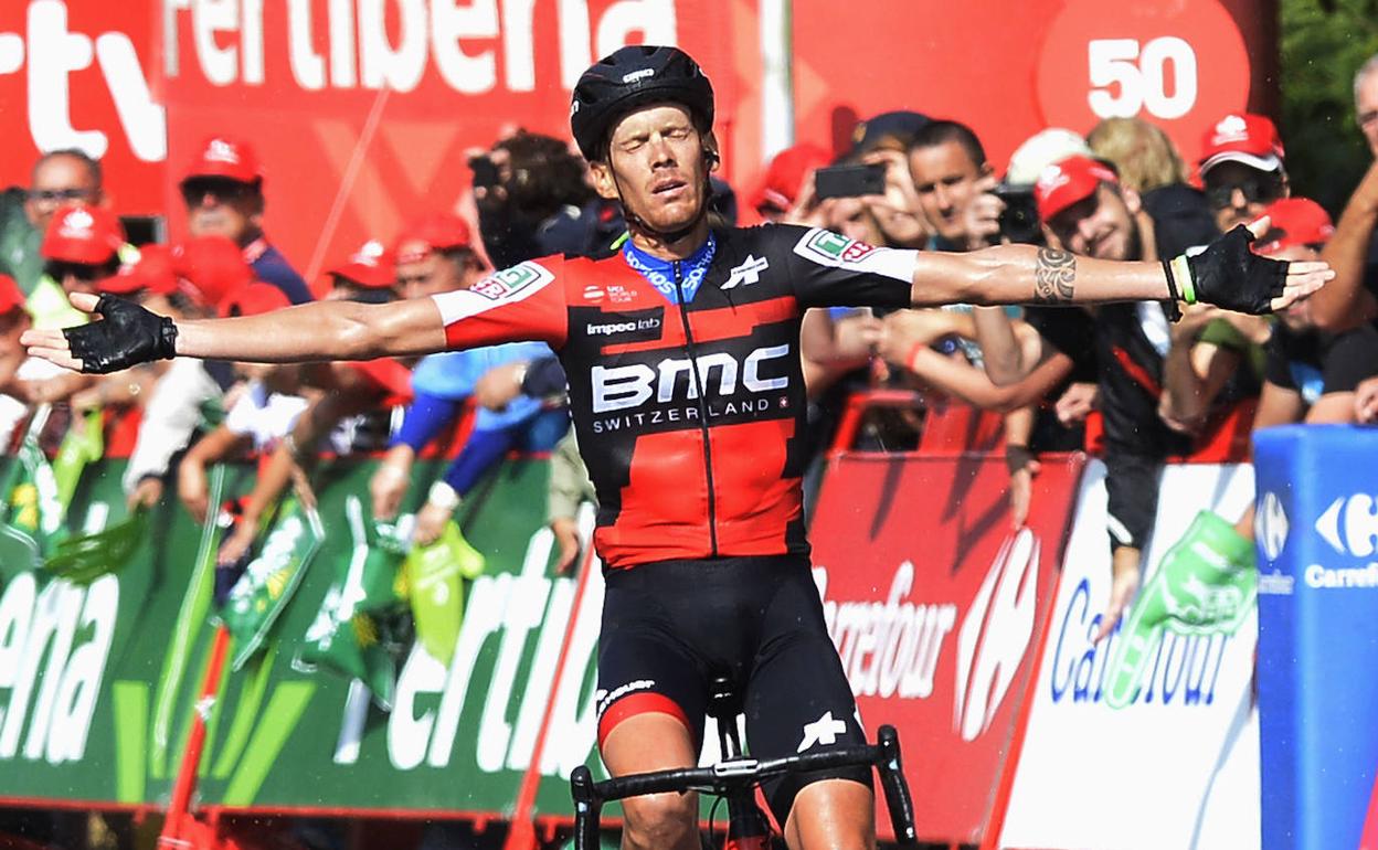 De Marchi gana una etapa en la Vuelta a España. 