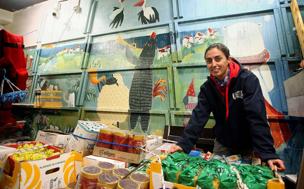 «Es una pena que exista este trabajo»