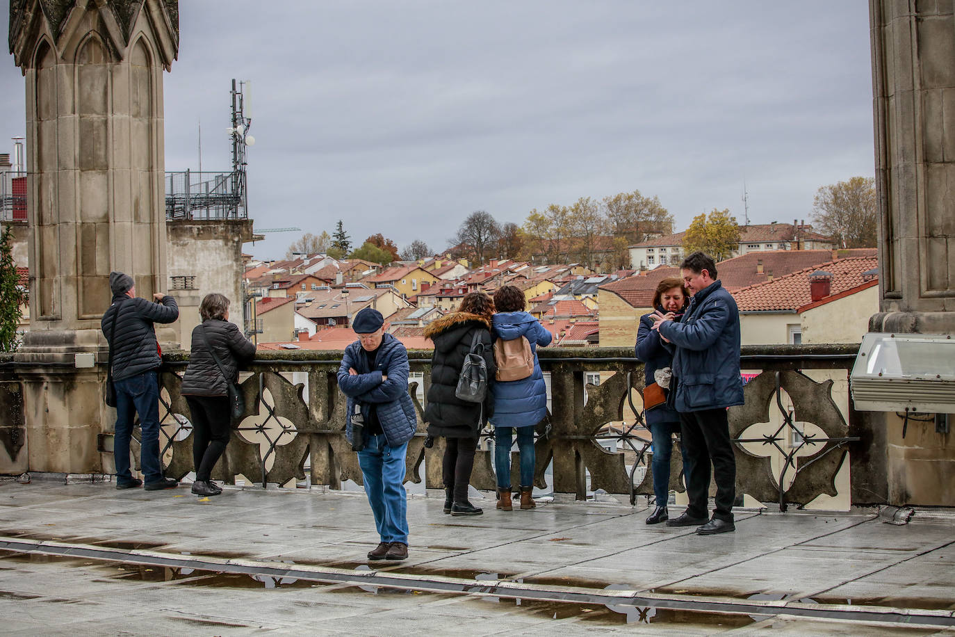 Los suscriptores de EL CORREO han podido disfrutar de unas bellas vistas desde la azotea del templo.