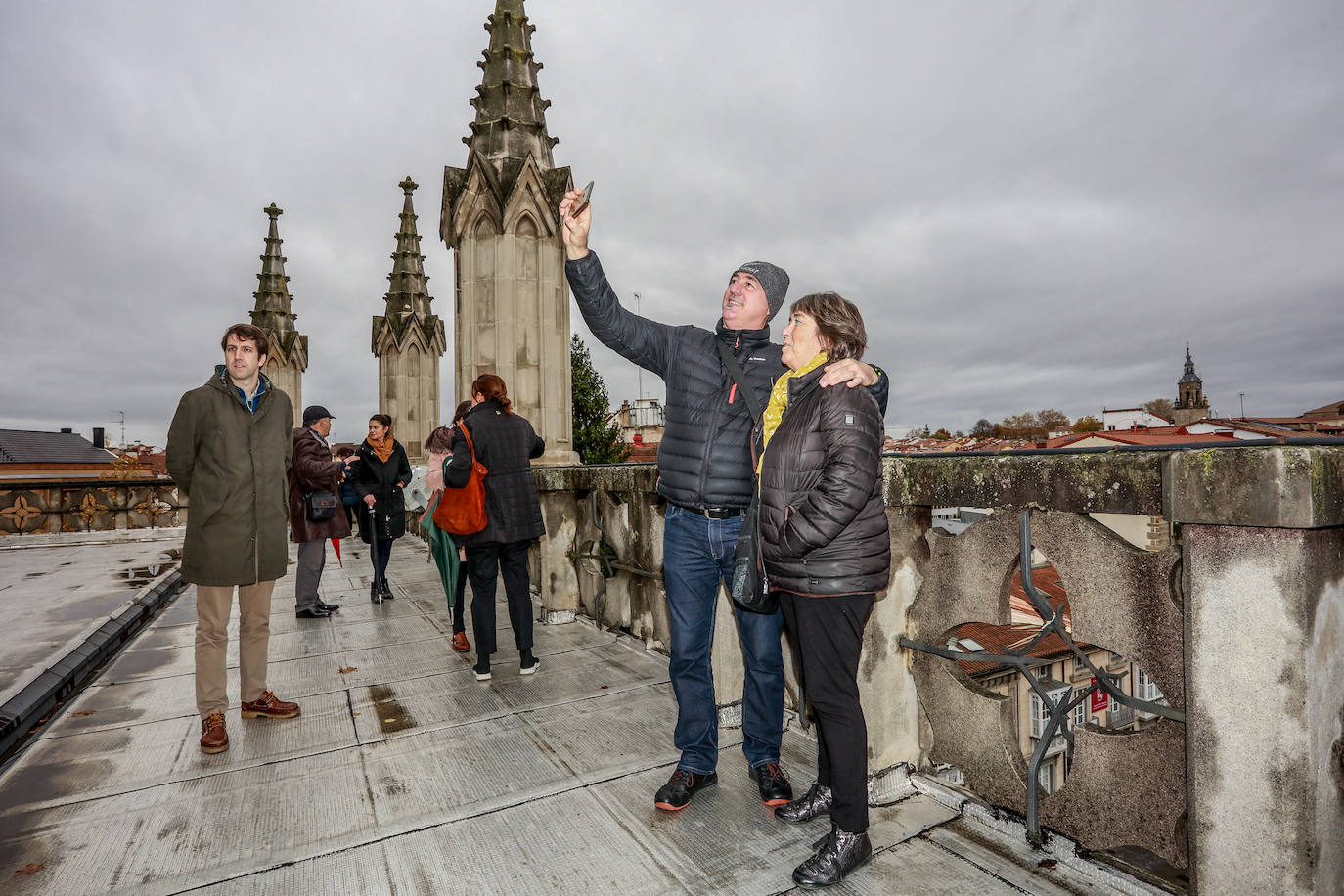 Los suscriptores de EL CORREO han podido disfrutar de unas bellas vistas desde la azotea del templo.